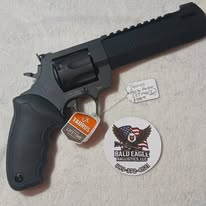 Taurus Raging Hunter